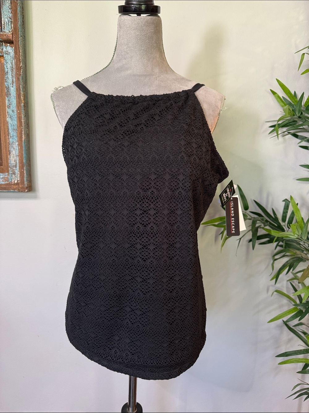 Island Escape Black Crochet Halter Camisole Tankini swim Top NWT 16